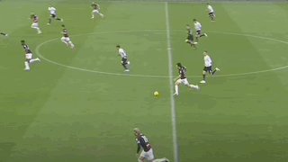 开云体育下载入口-【意甲】定位球连续丢球，AC米兰客场0比2不敌保级队